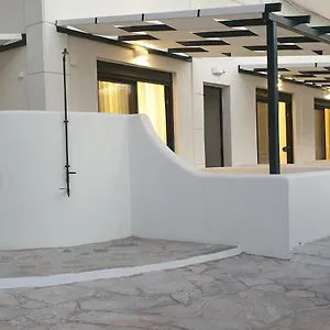 Eantos And Apartment Peraía