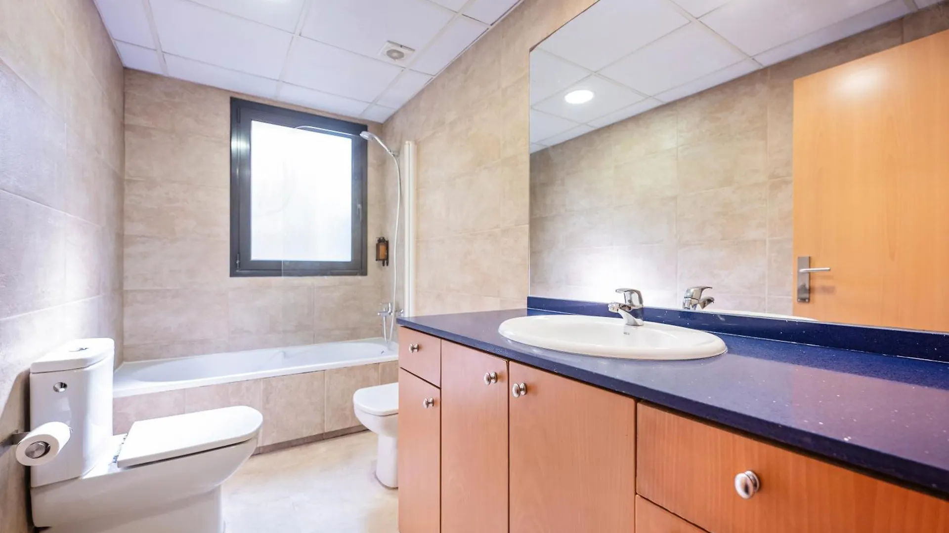 Sweett - Carrer Fira Apartment Barcelona