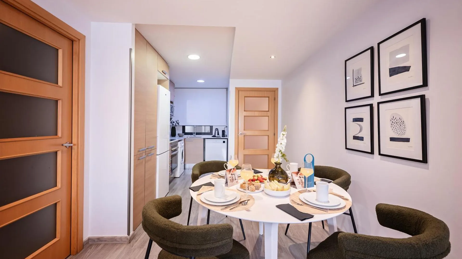 Sweett - Carrer Fira Apartment Barcelona Spain