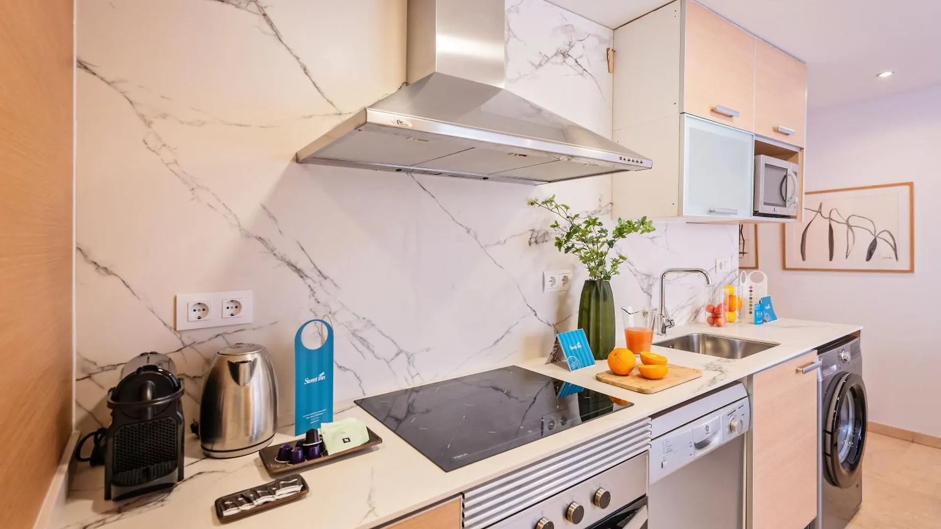 Sweett - Carrer Fira Apartment Barcelona 0*,  Spain