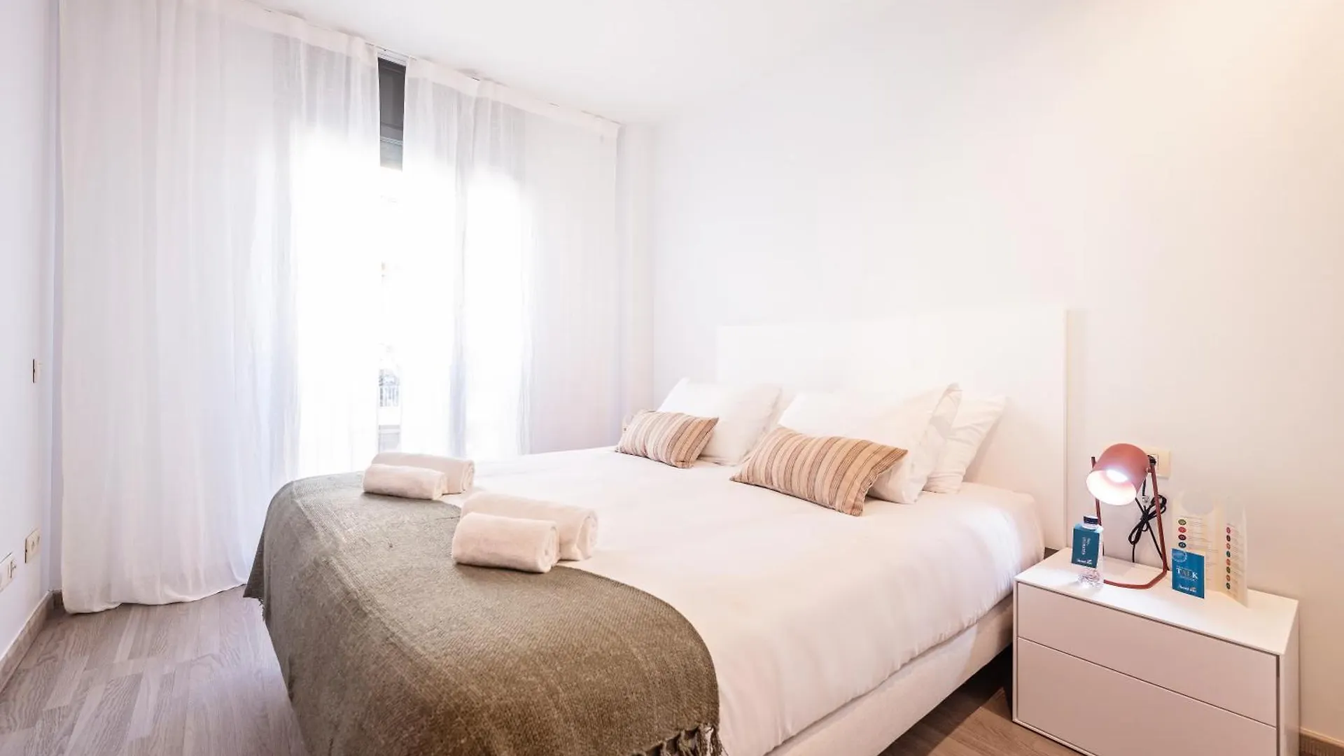 Sweett - Carrer Fira Apartment Barcelona Spain