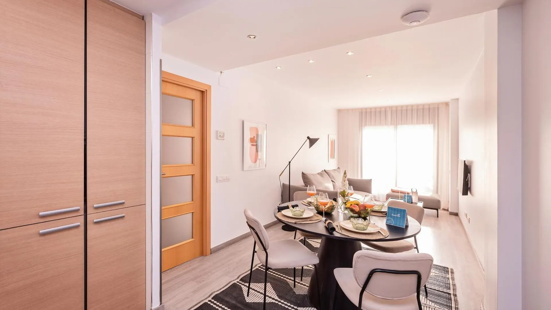 Sweett - Carrer Fira Apartment Barcelona Spain